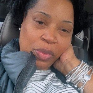 Meet your Posher, Delmonica